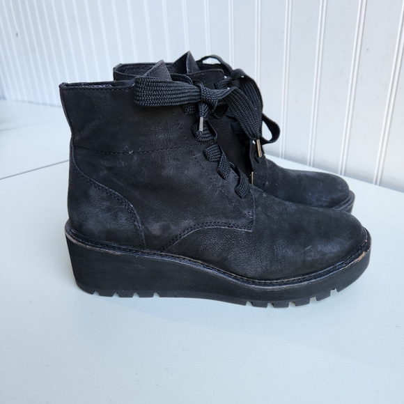 Eileen Fisher Size 7.5 M Suede Wedge Ankle Boots Lace Up black - Picture 2 of 10